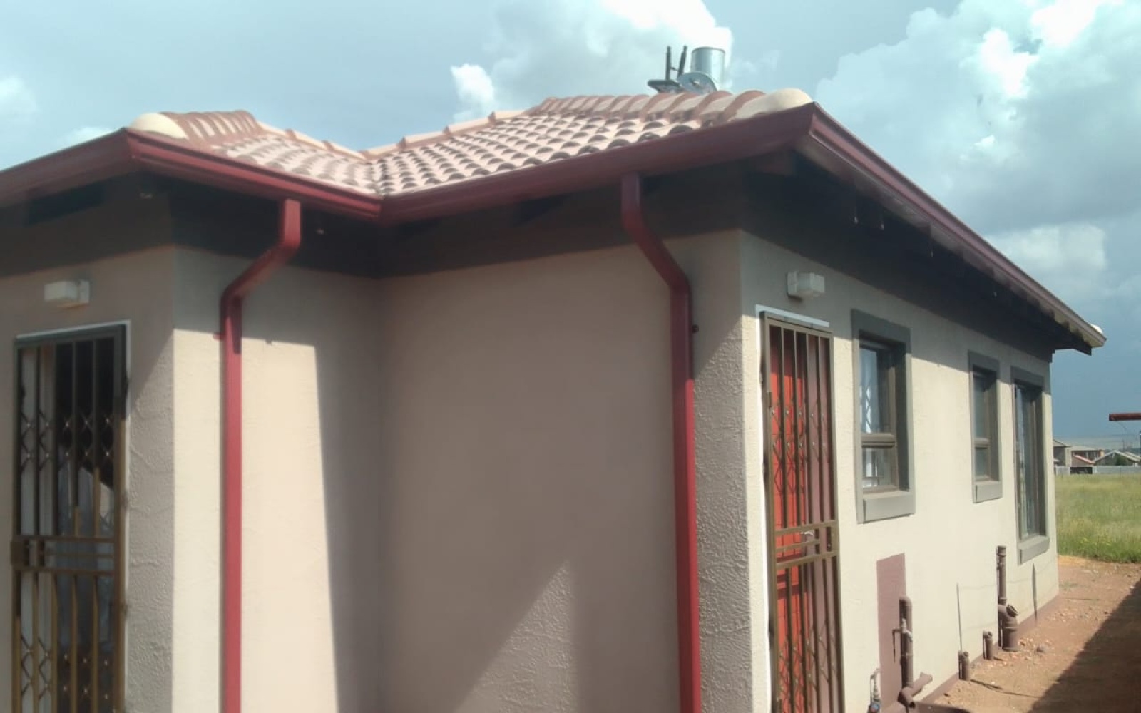 3 Bedrooms Bedrooms, ,1 BathroomBathrooms,House,For Sale,1093 3 Bedrooms Bedrooms, ,1 BathroomBathrooms,House,For Sale,1093