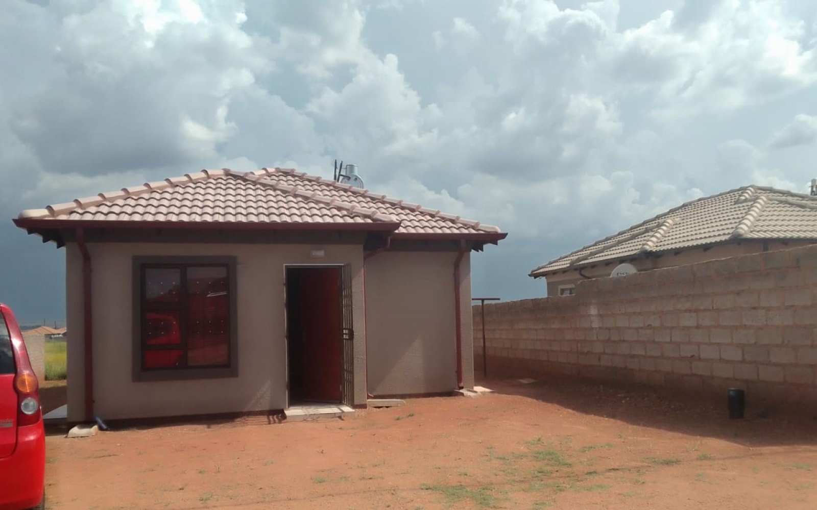 3 Bedrooms Bedrooms, ,1 BathroomBathrooms,House,For Sale,1093 3 Bedrooms Bedrooms, ,1 BathroomBathrooms,House,For Sale,1093