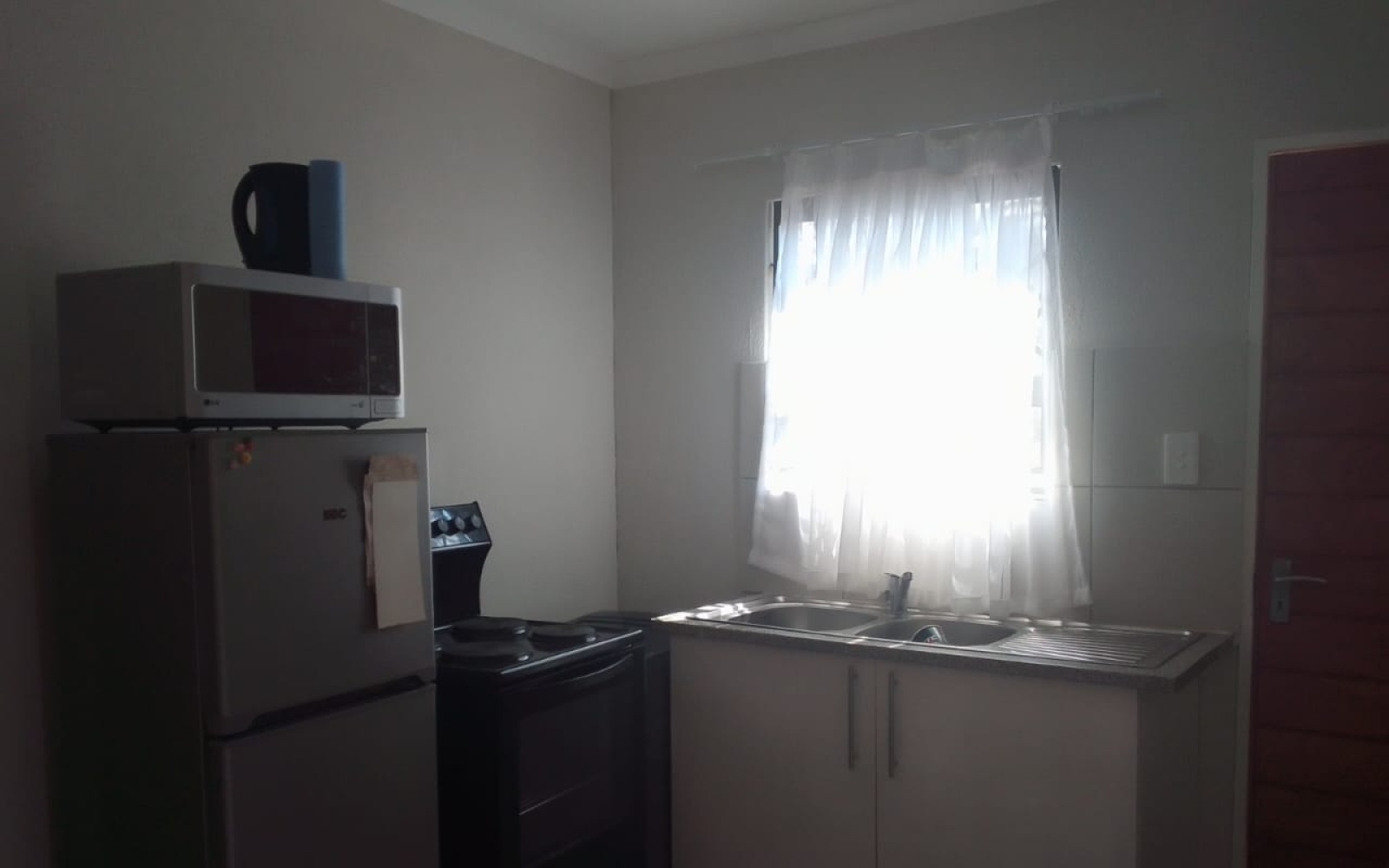 3 Bedrooms Bedrooms, ,1 BathroomBathrooms,House,For Sale,1093 3 Bedrooms Bedrooms, ,1 BathroomBathrooms,House,For Sale,1093
