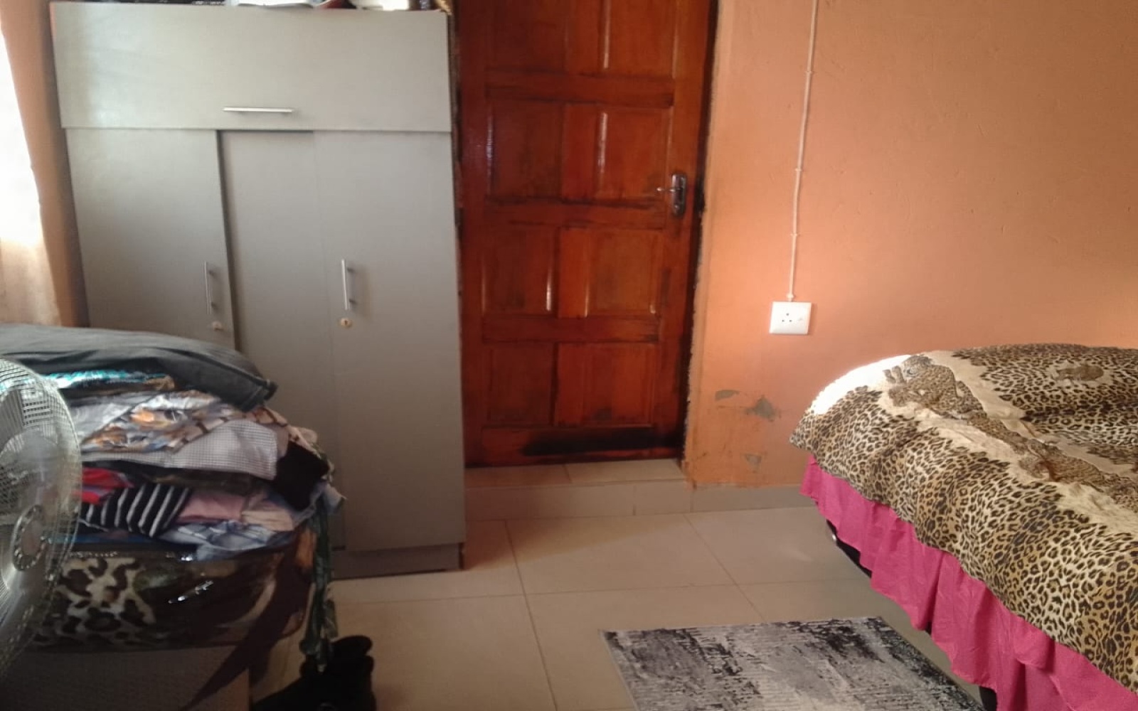 3 Bedrooms Bedrooms, ,1 BathroomBathrooms,House,For Sale,1094