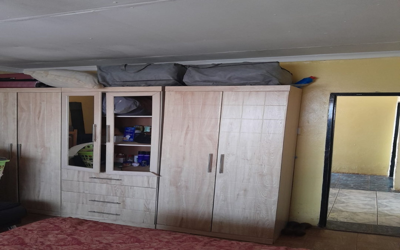 2 Bedrooms Bedrooms, ,1 BathroomBathrooms,House,For Sale,1096 2 Bedrooms Bedrooms, ,1 BathroomBathrooms,House,For Sale,1096