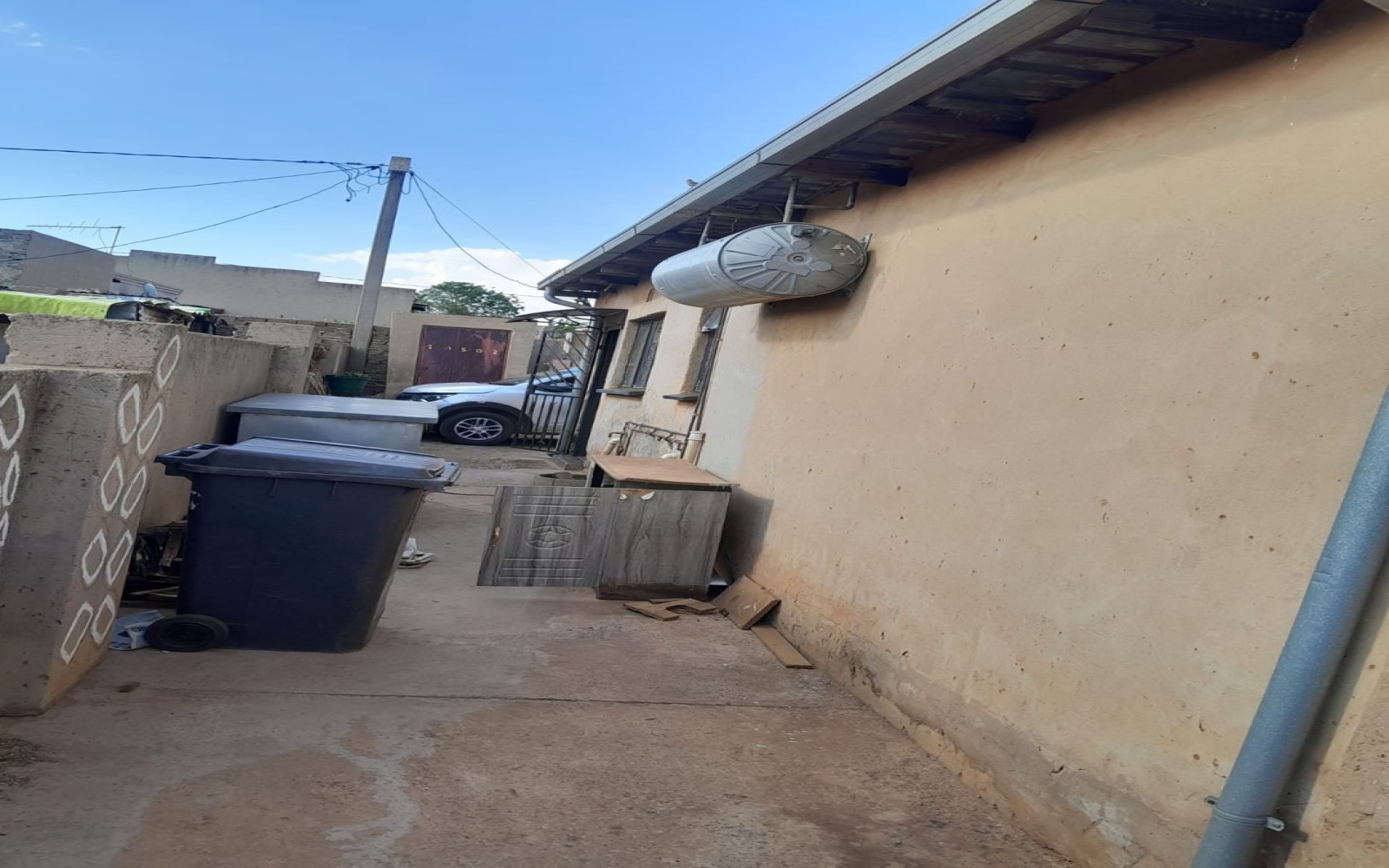 2 Bedrooms Bedrooms, ,1 BathroomBathrooms,House,For Sale,1096 2 Bedrooms Bedrooms, ,1 BathroomBathrooms,House,For Sale,1096