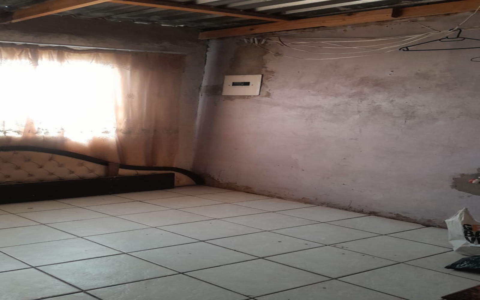 3 Bedrooms Bedrooms, ,1 BathroomBathrooms,House,For Sale,1097