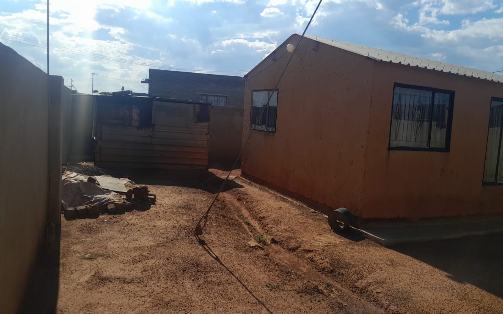 1 Bedroom Bedrooms, ,1 BathroomBathrooms,House,For Sale,1098