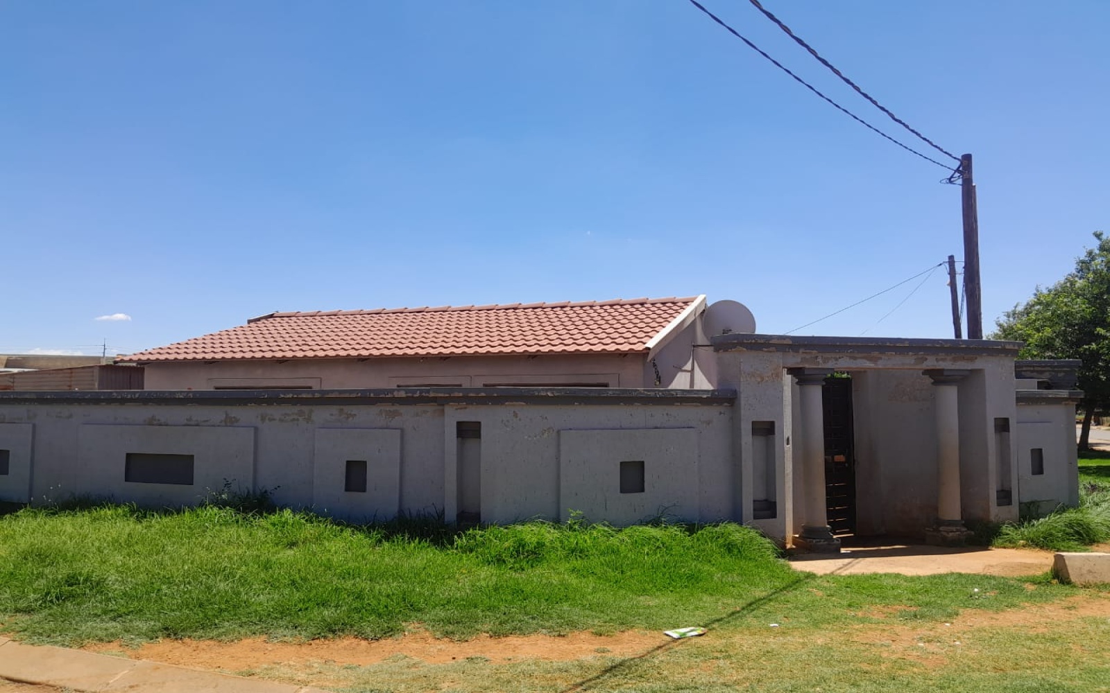 2 Bedrooms Bedrooms, ,1 BathroomBathrooms,House,For Sale,1099 2 Bedrooms Bedrooms, ,1 BathroomBathrooms,House,For Sale,1099