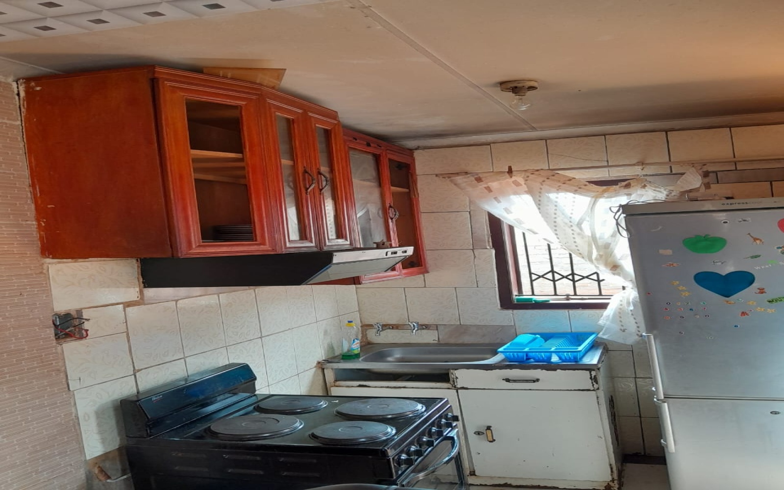 2 Bedrooms Bedrooms, ,1 BathroomBathrooms,House,For Sale,1101