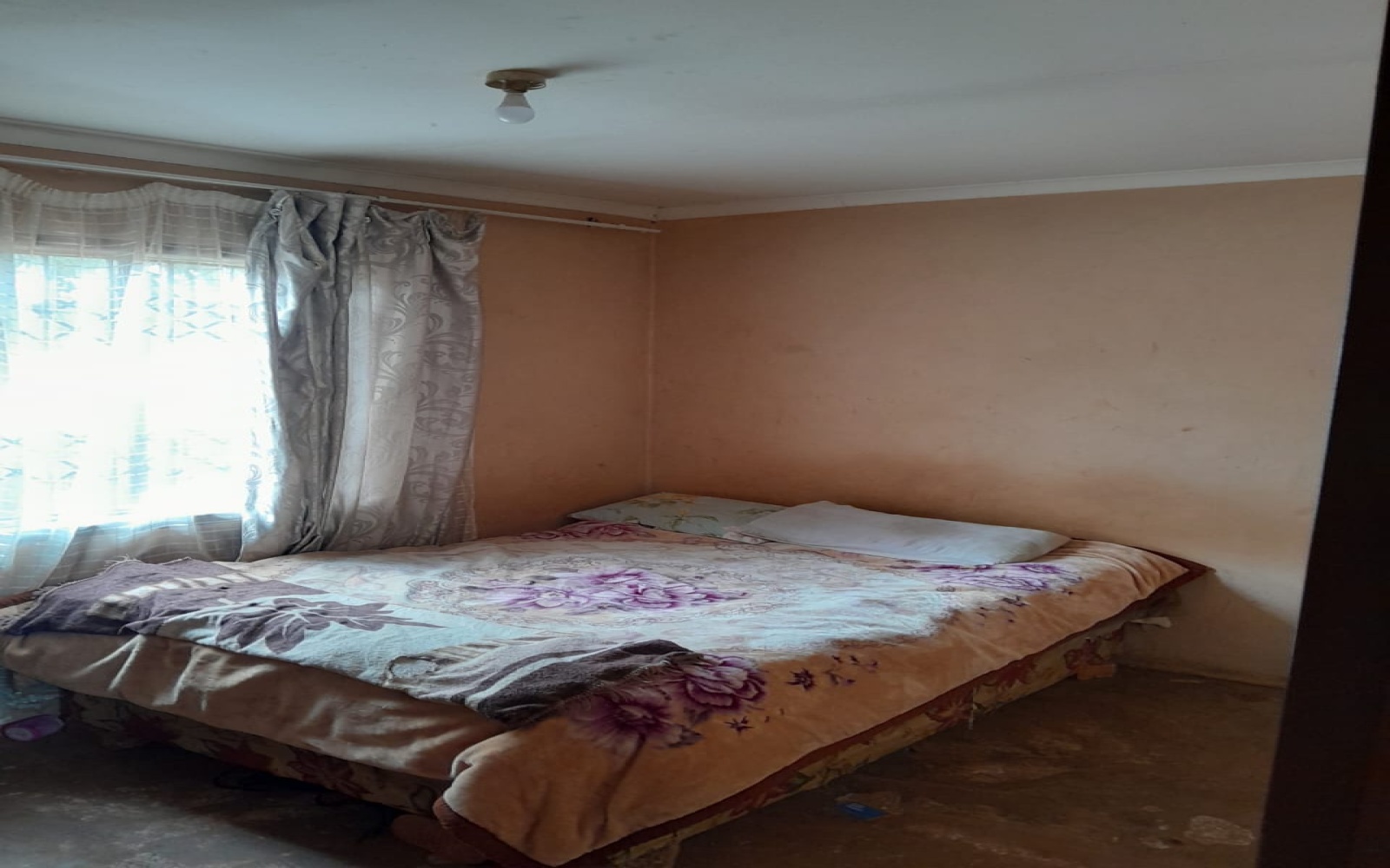 2 Bedrooms Bedrooms, ,1 BathroomBathrooms,House,For Sale,1101