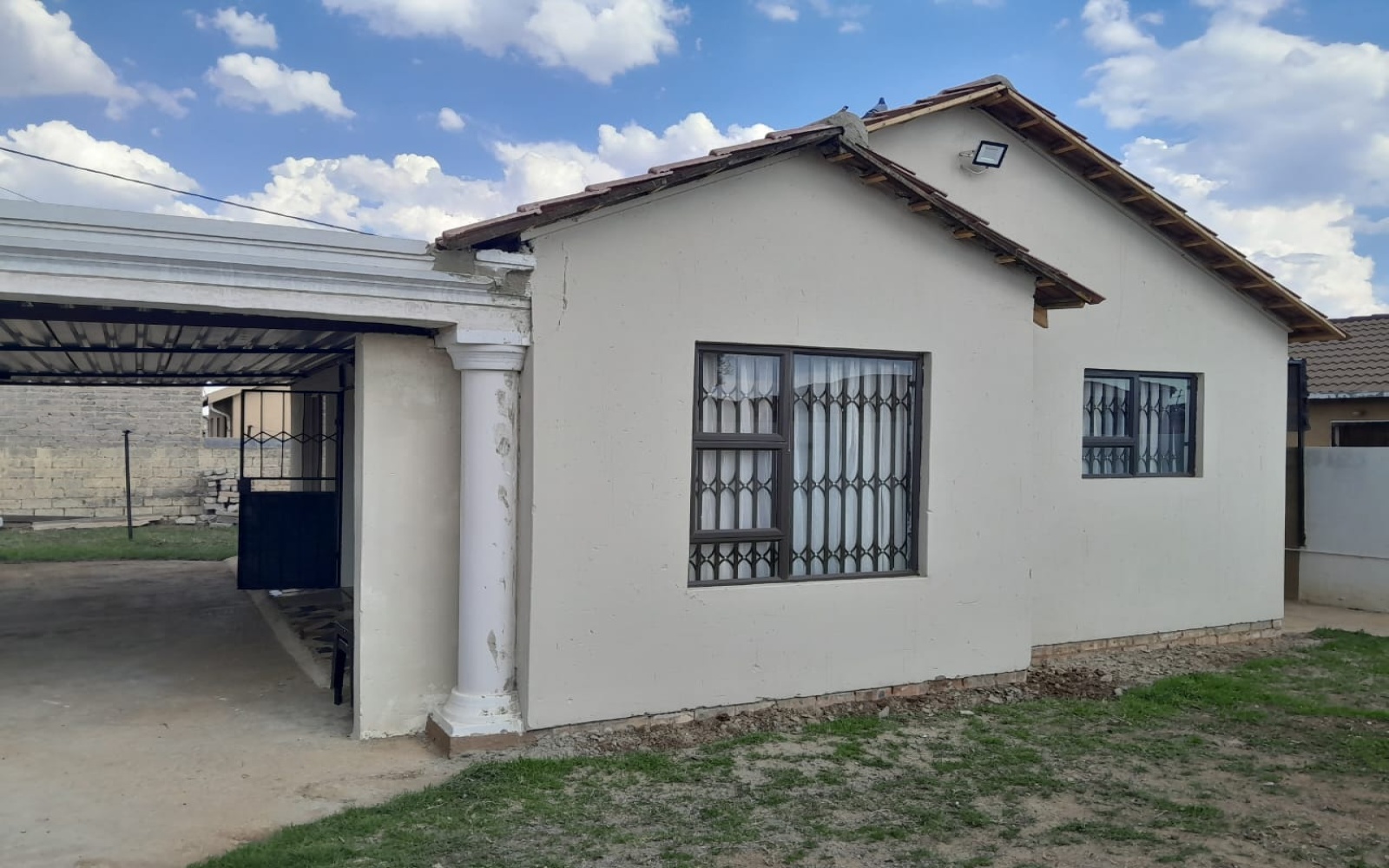 2 Bedrooms Bedrooms, ,1 BathroomBathrooms,House,For Sale,1102 2 Bedrooms Bedrooms, ,1 BathroomBathrooms,House,For Sale,1102