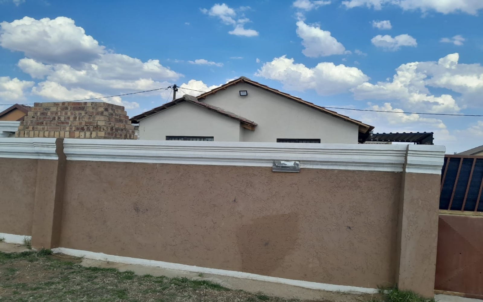 2 Bedrooms Bedrooms, ,1 BathroomBathrooms,House,For Sale,1102 2 Bedrooms Bedrooms, ,1 BathroomBathrooms,House,For Sale,1102