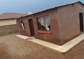 2 Bedrooms Bedrooms, ,1 BathroomBathrooms,House,For Sale,1103 2 Bedrooms Bedrooms, ,1 BathroomBathrooms,House,For Sale,1103