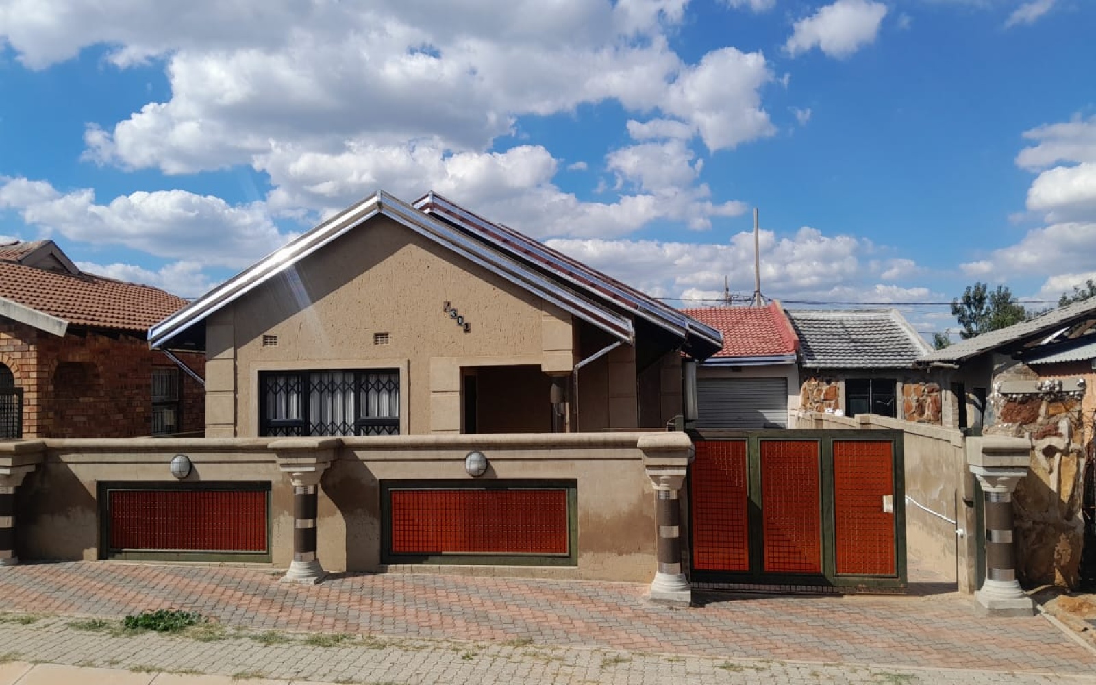 18 Zwane, johannesburg, 1805, 2 Bedrooms Bedrooms, ,1 BathroomBathrooms,House,For Sale,Zwane,1117