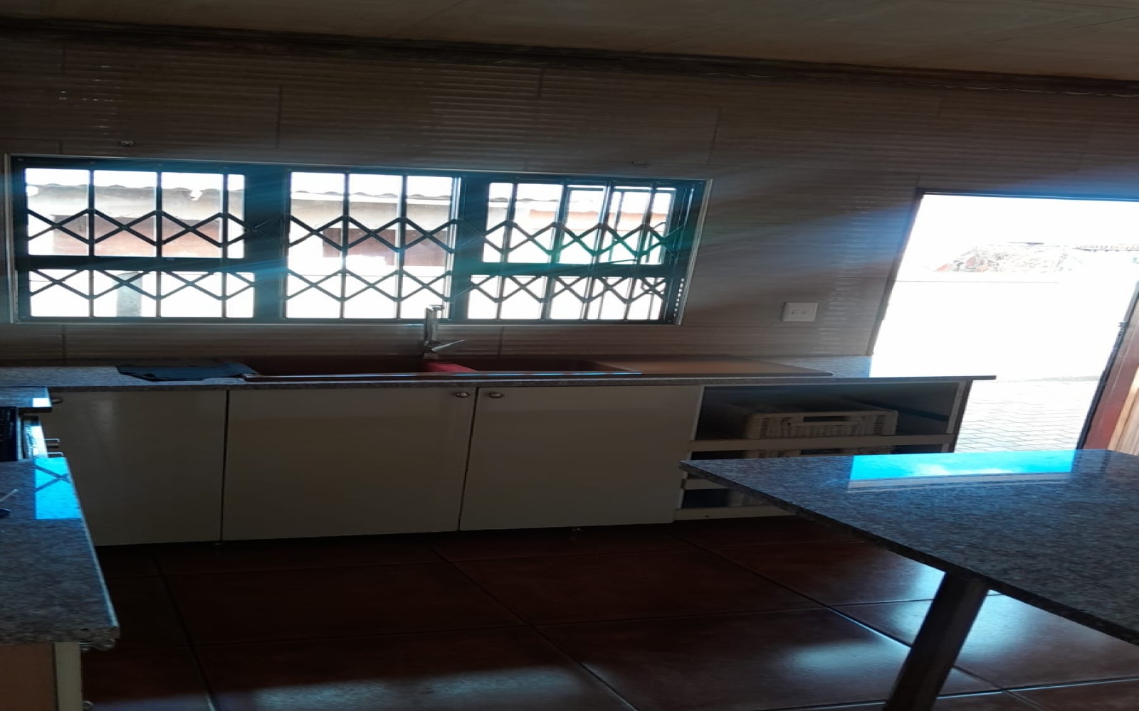 18 Zwane, johannesburg, 1805, 2 Bedrooms Bedrooms, ,1 BathroomBathrooms,House,For Sale,Zwane,1117