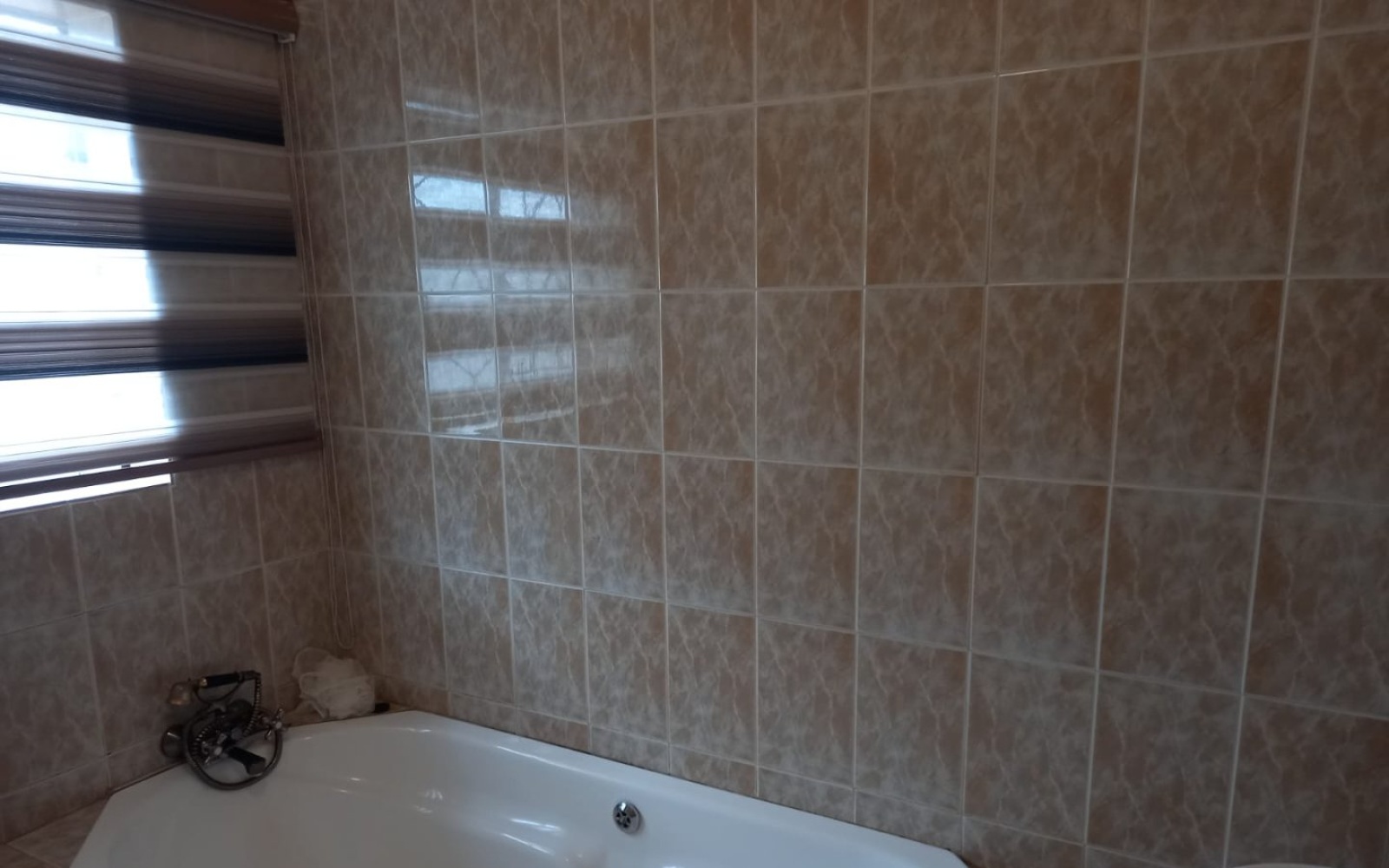 3 Bedrooms Bedrooms, ,2 BathroomsBathrooms,House,For Sale,1082