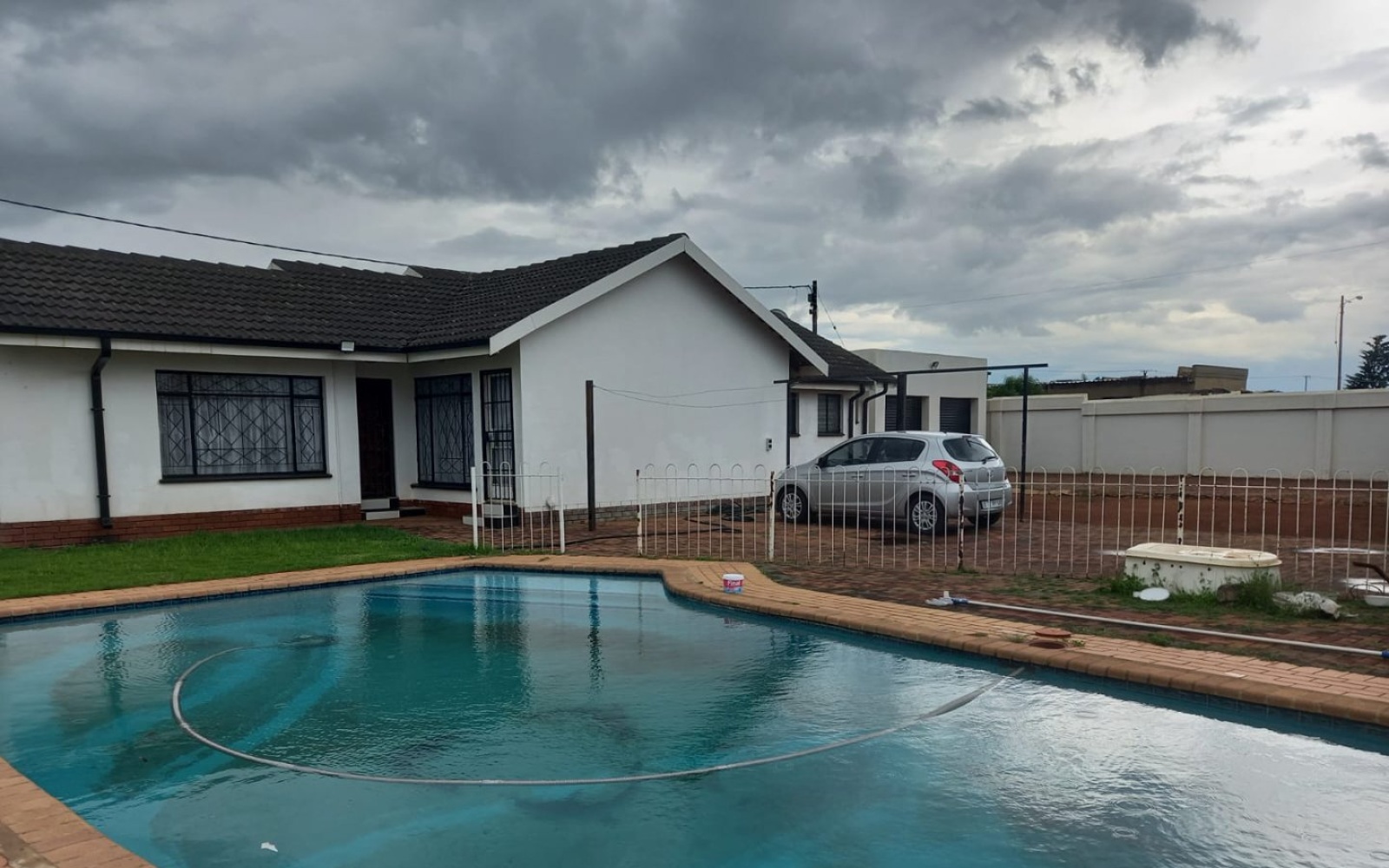 3 Bedrooms Bedrooms, ,2 BathroomsBathrooms,House,For Sale,1082