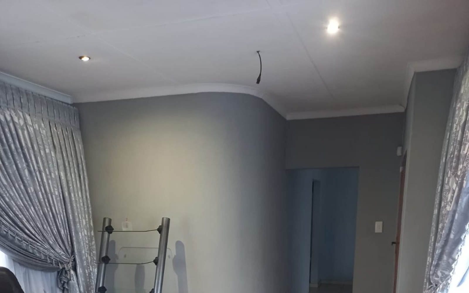 3 Bedrooms Bedrooms, ,2 BathroomsBathrooms,House,For Sale,1082