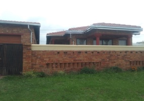 2 Bedrooms Bedrooms, ,2 BathroomsBathrooms,House,For Sale,1085 2 Bedrooms Bedrooms, ,2 BathroomsBathrooms,House,For Sale,1085