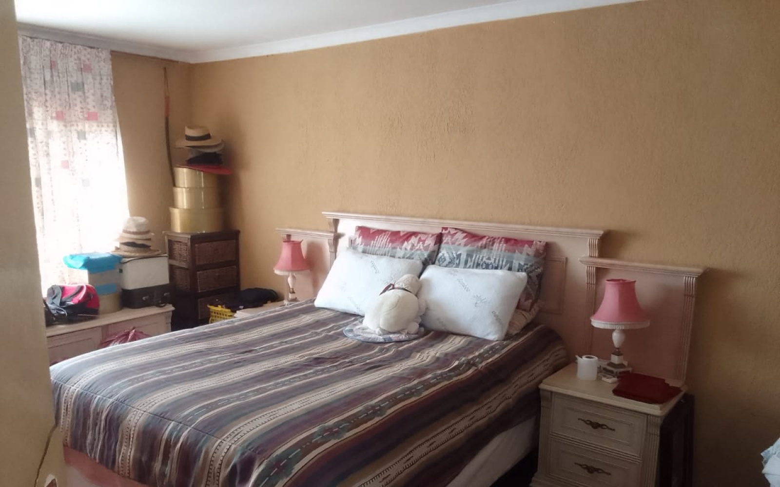 2 Bedrooms Bedrooms, ,1 BathroomBathrooms,House,For Sale,1087