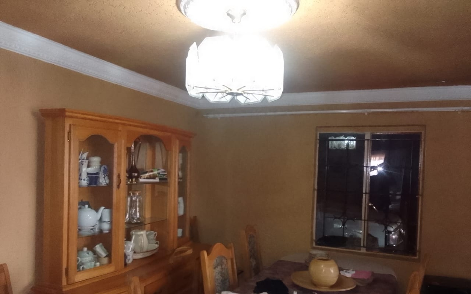 2 Bedrooms Bedrooms, ,1 BathroomBathrooms,House,For Sale,1087