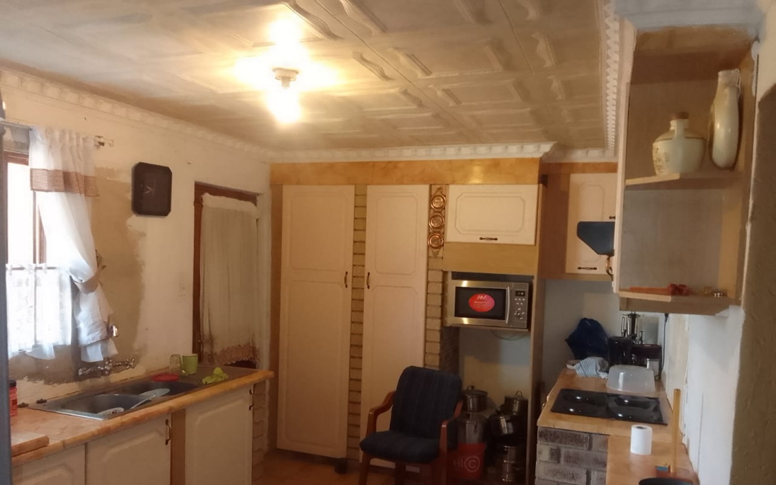 2 Bedrooms Bedrooms, ,1 BathroomBathrooms,House,For Sale,1087