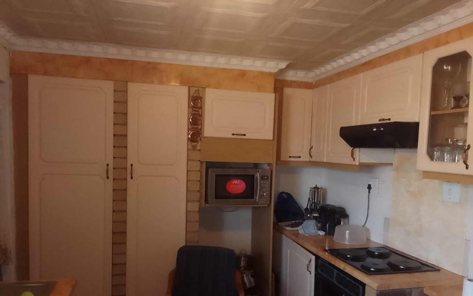 2 Bedrooms Bedrooms, ,1 BathroomBathrooms,House,For Sale,1087