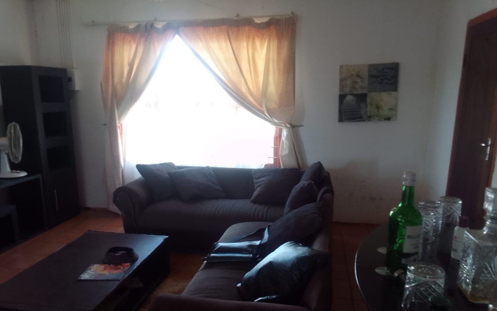 3 Bedrooms Bedrooms, ,1 BathroomBathrooms,House,For Sale,1088 3 Bedrooms Bedrooms, ,1 BathroomBathrooms,House,For Sale,1088