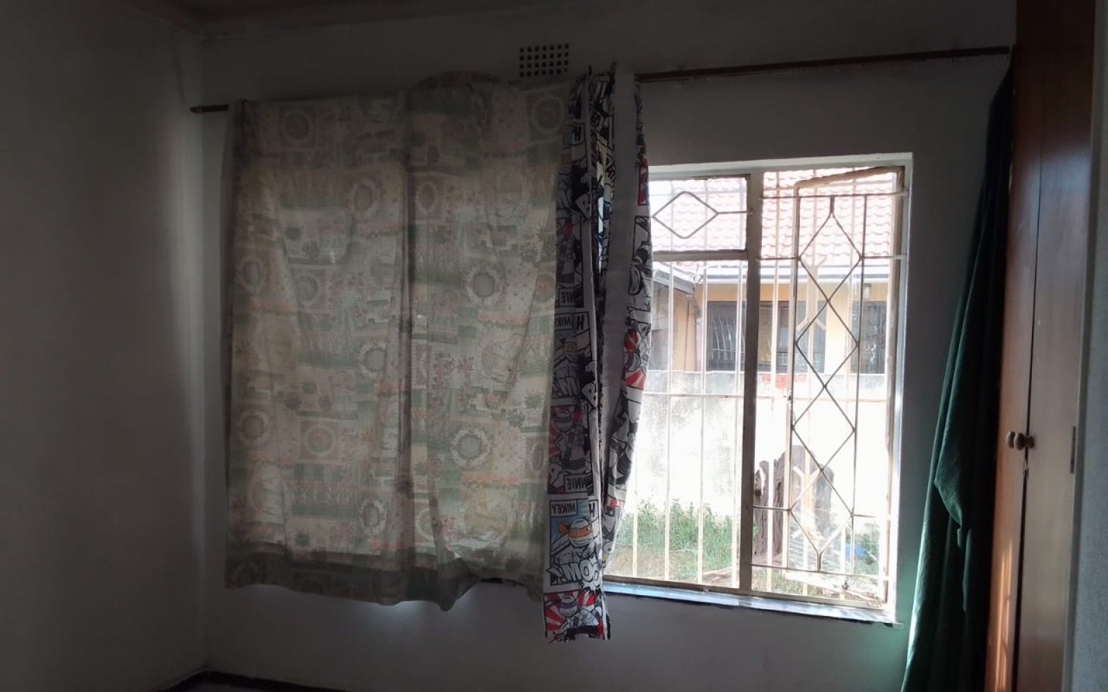 3 Bedrooms Bedrooms, ,2 BathroomsBathrooms,House,For Sale,1089