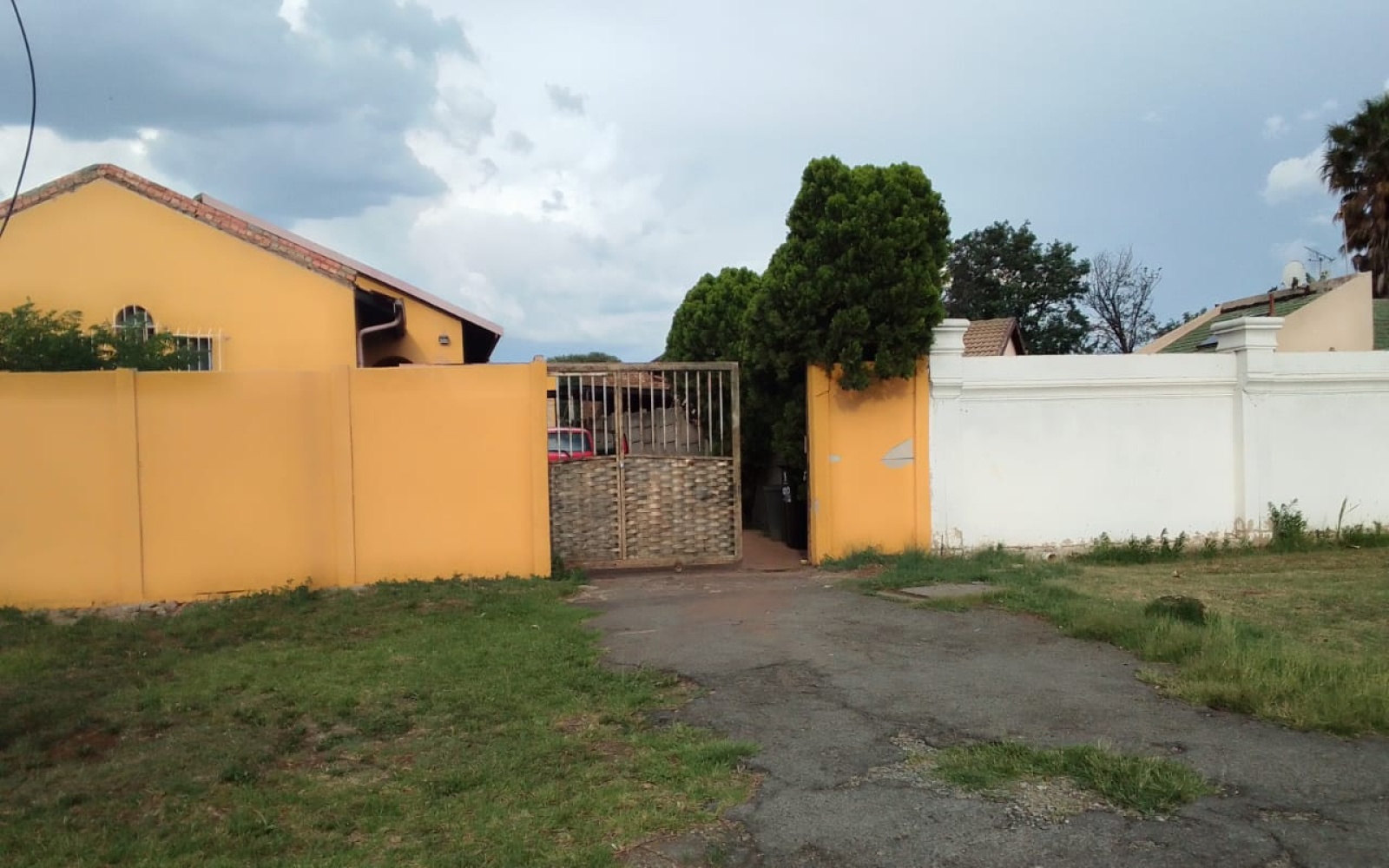 3 Bedrooms Bedrooms, ,2 BathroomsBathrooms,House,For Sale,1089