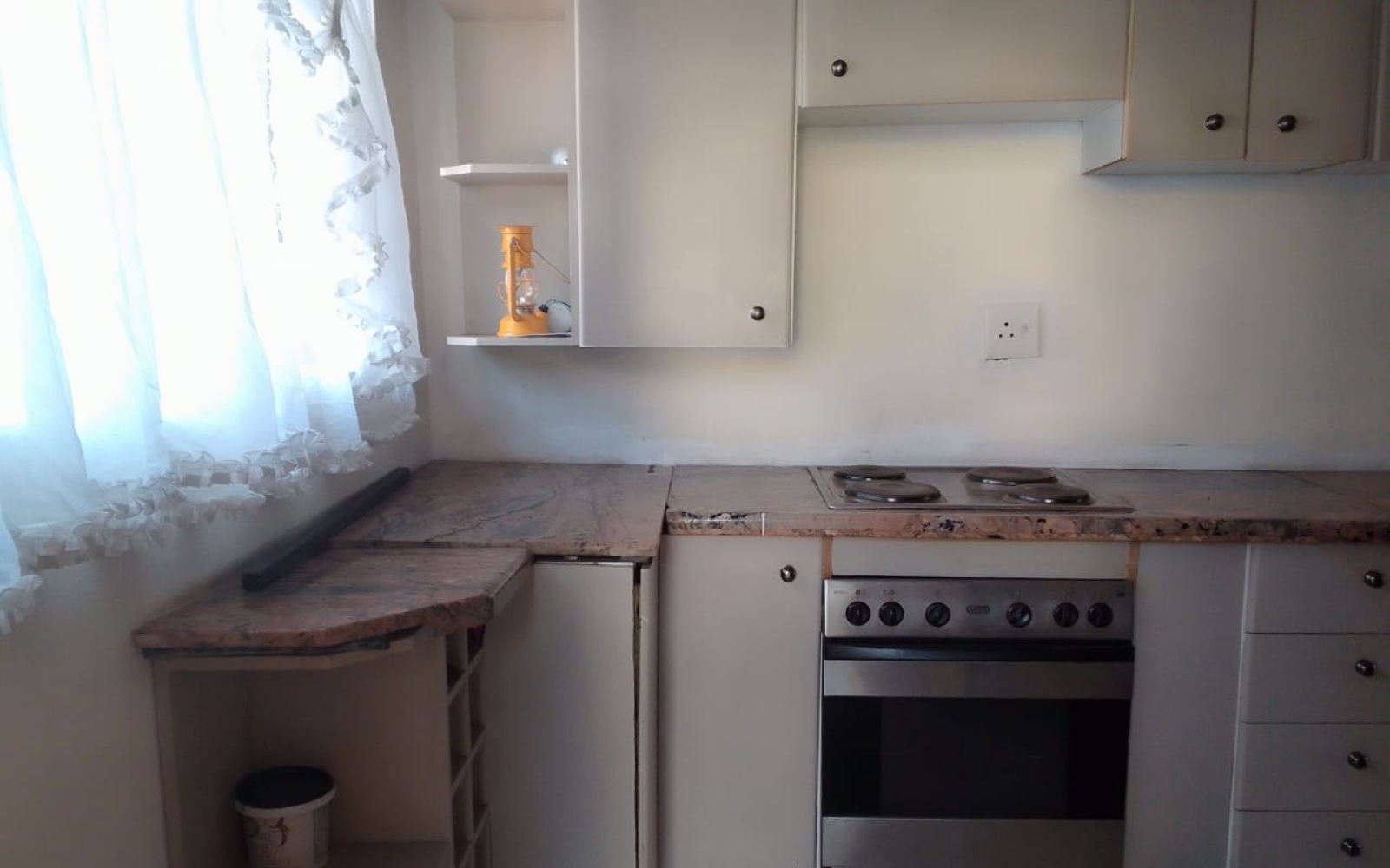 3 Bedrooms Bedrooms, ,2 BathroomsBathrooms,House,For Sale,1089