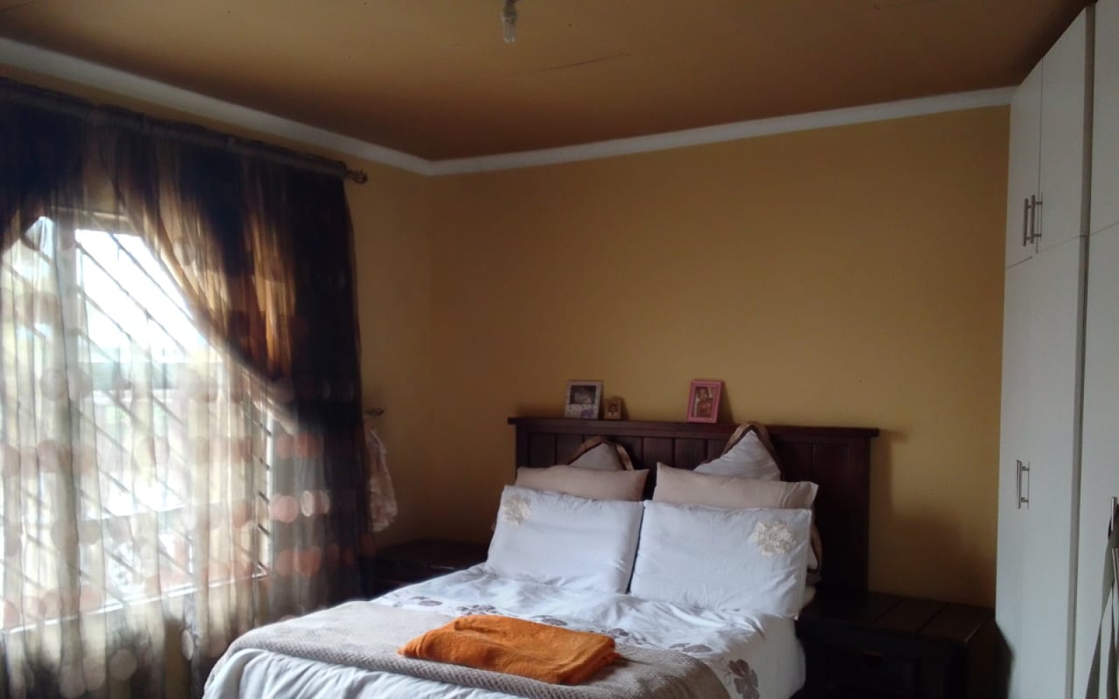 1 Bedroom Bedrooms, ,1 BathroomBathrooms,House,For Sale,1090 1 Bedroom Bedrooms, ,1 BathroomBathrooms,House,For Sale,1090