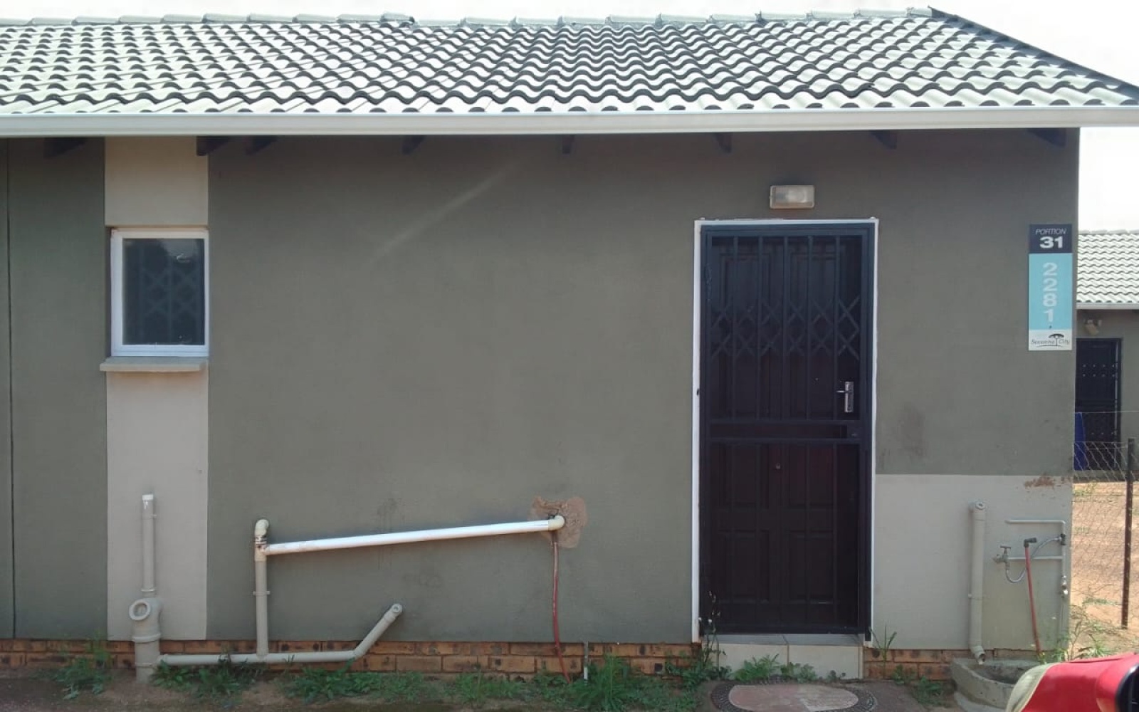 2 Bedrooms Bedrooms, ,1 BathroomBathrooms,House,For Sale,1091