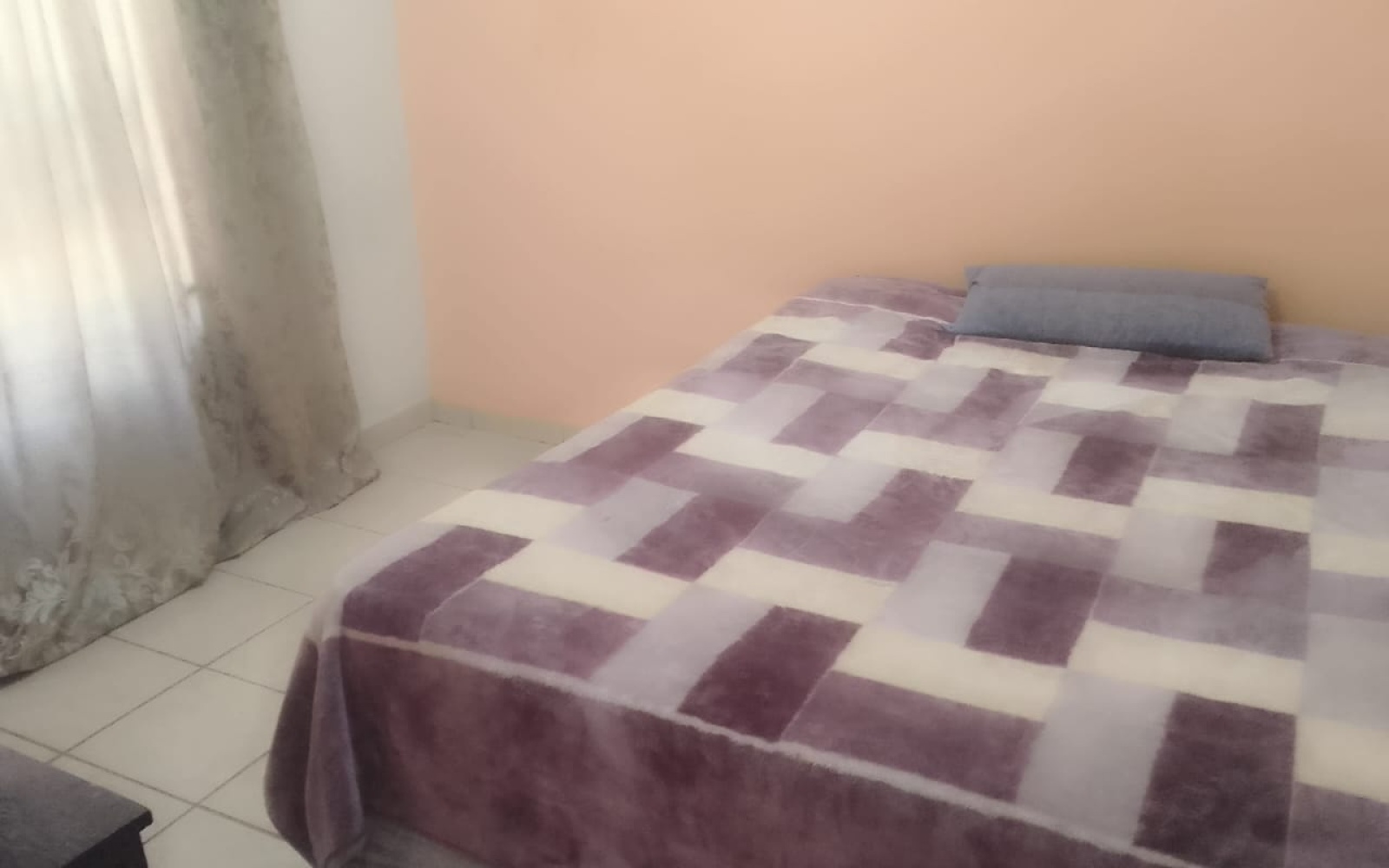 2 Bedrooms Bedrooms, ,1 BathroomBathrooms,House,For Sale,1091