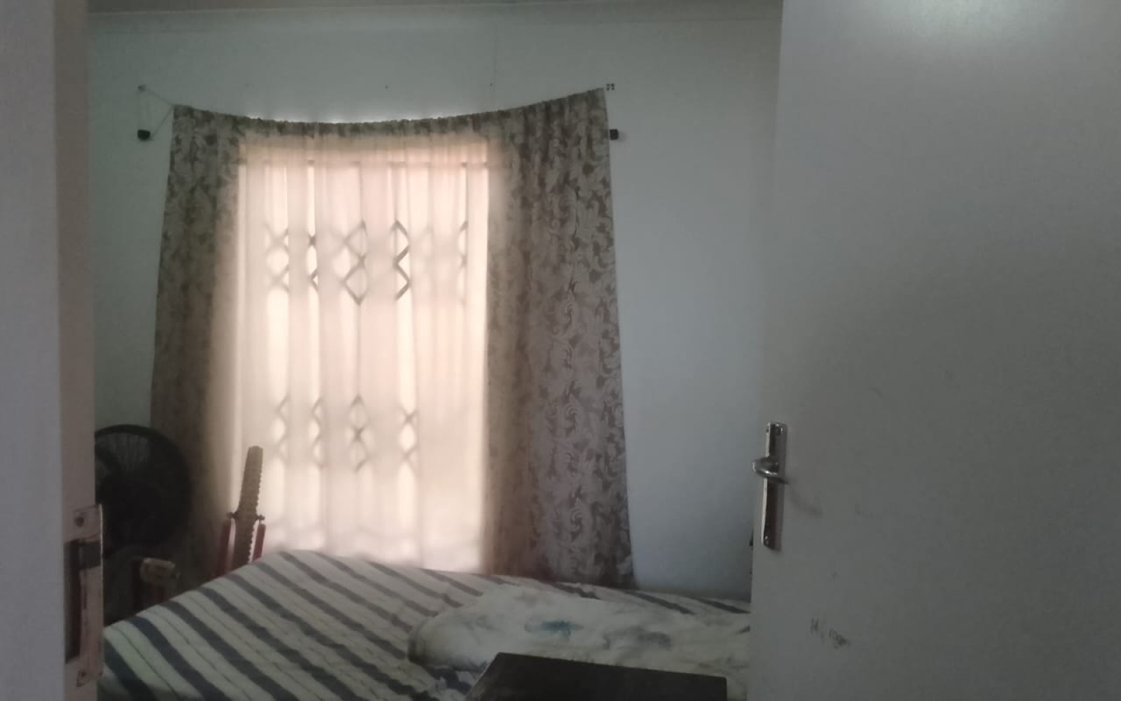 2 Bedrooms Bedrooms, ,1 BathroomBathrooms,House,For Sale,1091